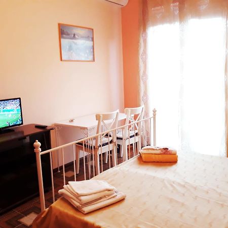 Bed and Breakfast Stella Marina Giardini-Naxos Zewnętrze zdjęcie